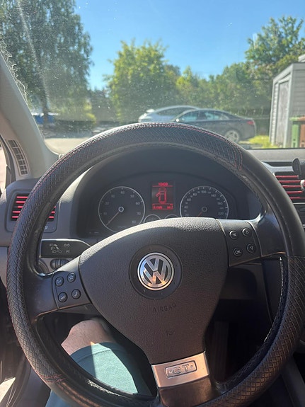 Volkswagen Golf V 6 of 9