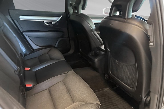 Volvo V90 11 of 27