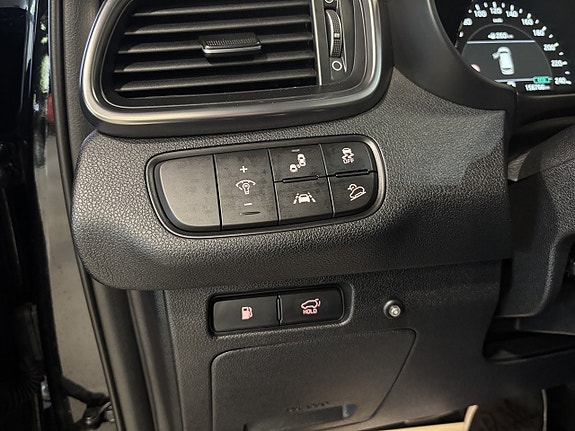 Kia Sorento 22 of 27
