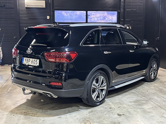 Kia Sorento 6 of 27
