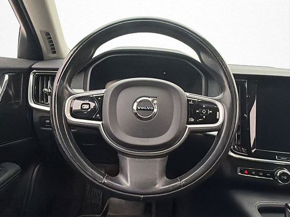 Volvo V90 Cross Country 15 of 30