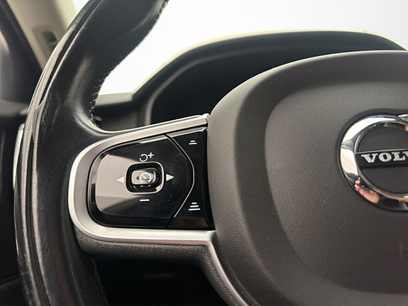 Volvo V90 Cross Country 17 of 30