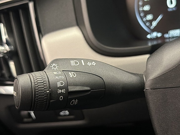 Volvo V90 Cross Country 16 of 30