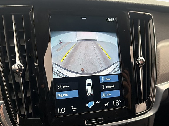 Volvo V90 Cross Country 21 of 30