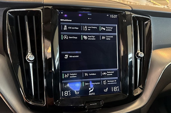 Volvo XC60 26 of 28