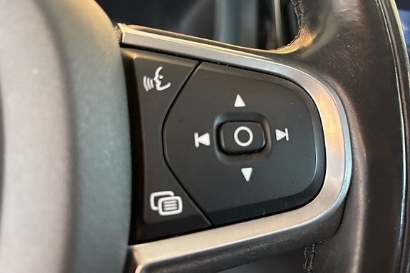 Volvo XC60 21 of 28