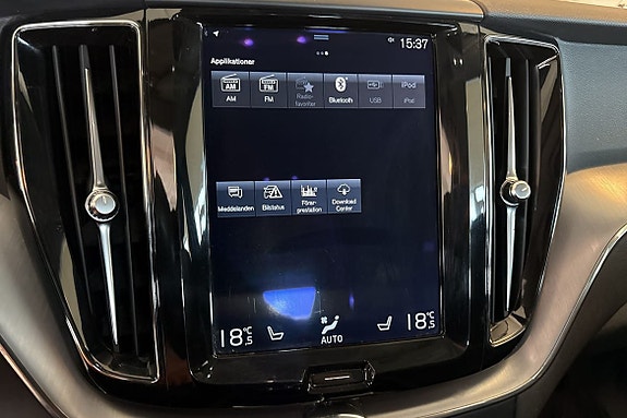 Volvo XC60 25 of 28