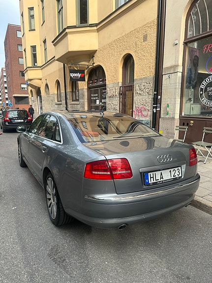 Audi A8 3 of 8
