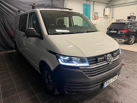 Volkswagen Transporter 10 of 16