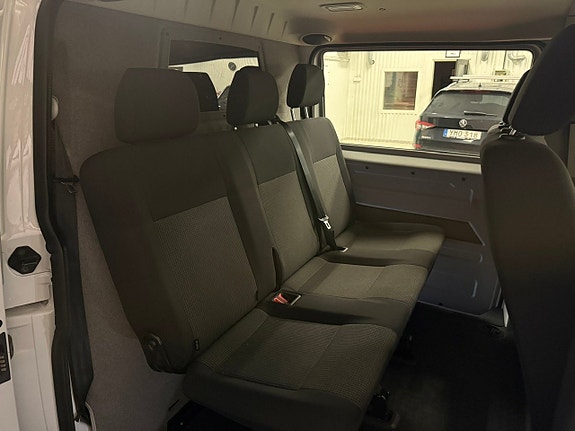 Volkswagen Transporter 14 of 16