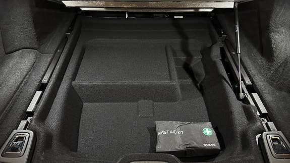 Volvo V90 Cross Country 12 of 18