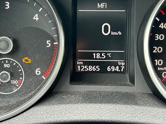Volkswagen Golf VI 6 of 6