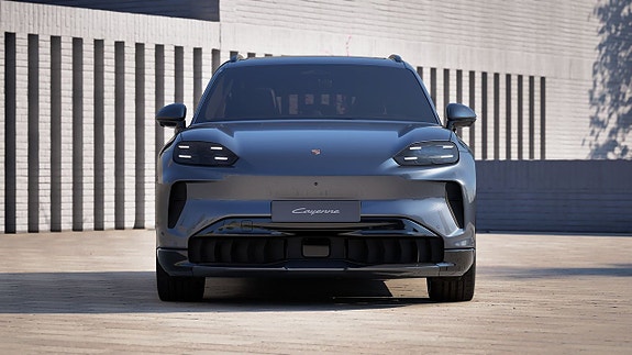 Porsche Cayenne S 6 of 10