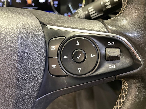 Opel Insignia Country Tourer 10 of 18