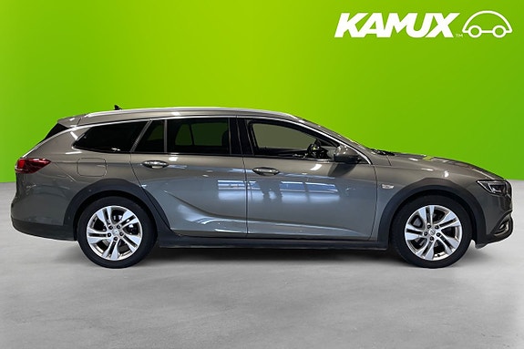 Opel Insignia Country Tourer 2 of 18