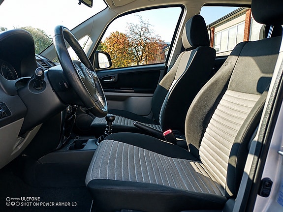 Suzuki SX4 7 of 11