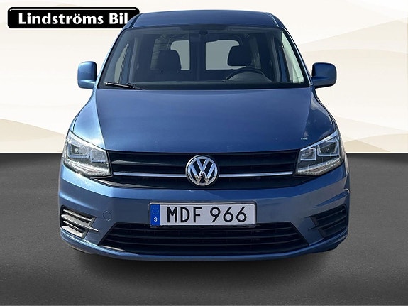Volkswagen Caddy Maxi 8 of 18
