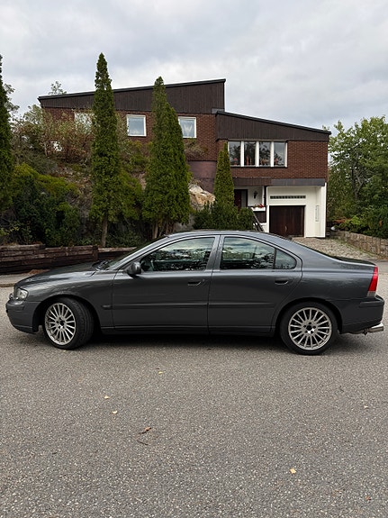 Volvo S60 5 of 18