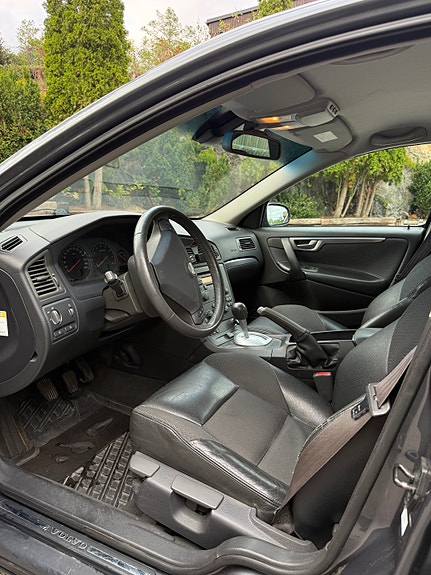Volvo S60 9 of 18