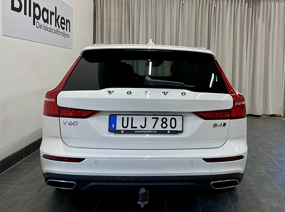Volvo V60 Cross Country 25 of 25