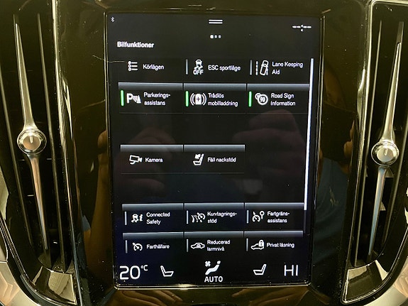 Volvo V60 Cross Country 15 of 25