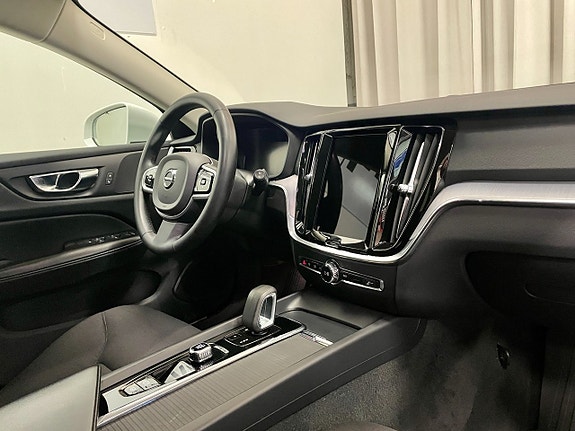 Volvo V60 Cross Country 20 of 25