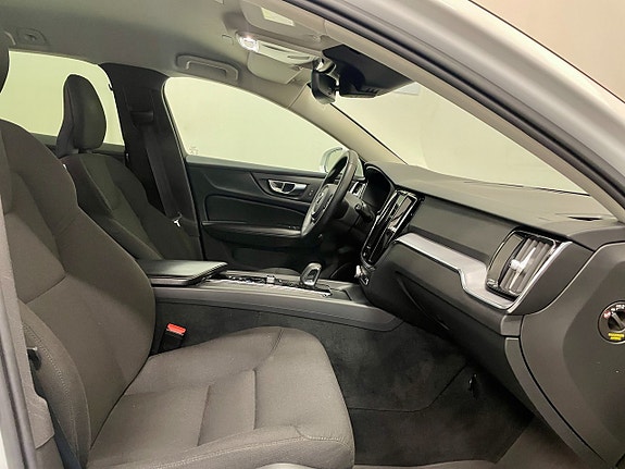 Volvo V60 Cross Country 19 of 25