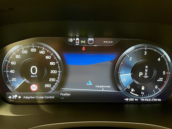 Volvo V60 Cross Country 9 of 25