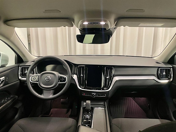 Volvo V60 Cross Country 21 of 25