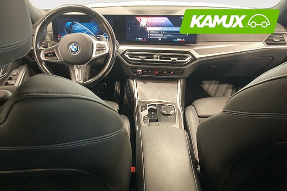 BMW 330e 10 of 25