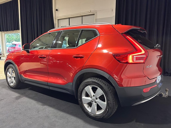 Volvo XC40 4 of 20