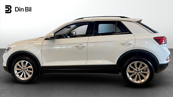 Volkswagen T-Roc 4 of 26