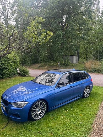 BMW 330d 2 of 10