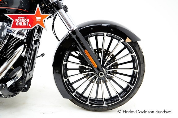 Harley-Davidson Breakout 117" *Hemleverans* 7 of 10