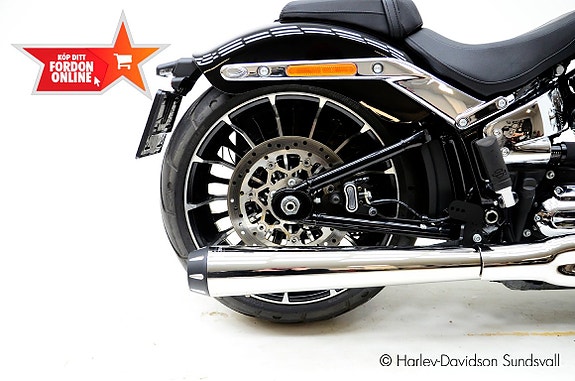 Harley-Davidson Breakout 117" *Hemleverans* 5 of 10