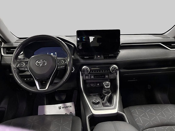 Toyota RAV4 12 of 20