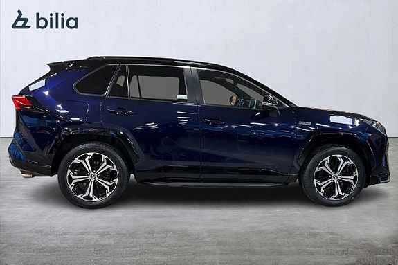 Toyota RAV4 19 of 23