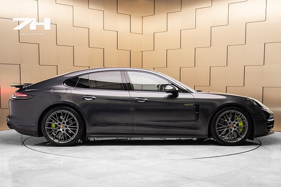 Porsche Panamera 4S 6 of 27