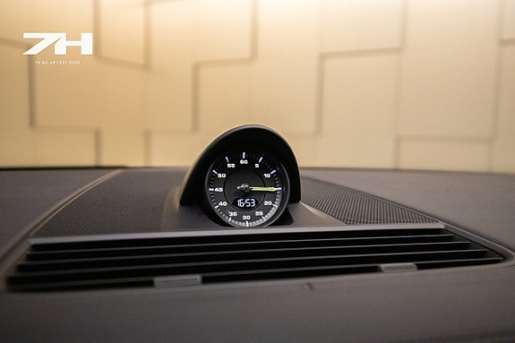 Porsche Panamera 4S 25 of 27