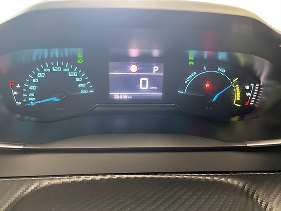 Peugeot 208 8 of 20