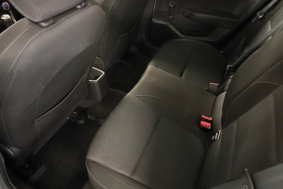 Renault Clio 12 of 15