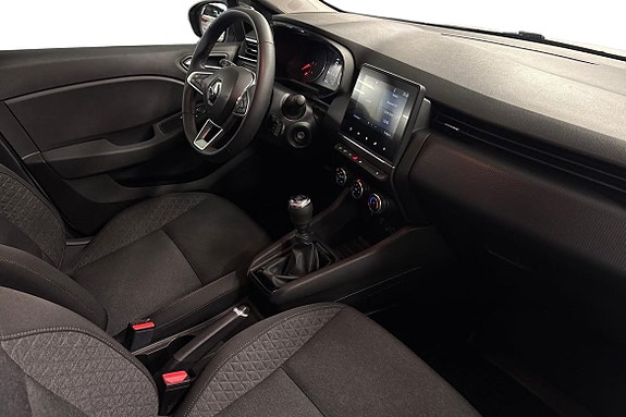 Renault Clio 10 of 15