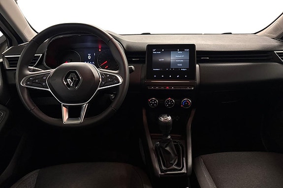 Renault Clio 9 of 15