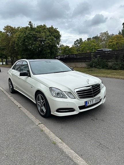 Mercedes-Benz E220 6 of 10