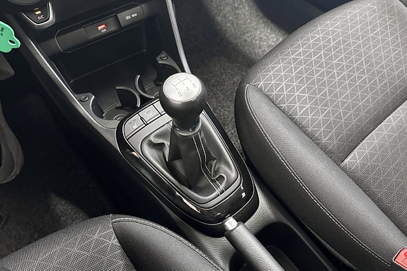 Kia Picanto 12 of 15
