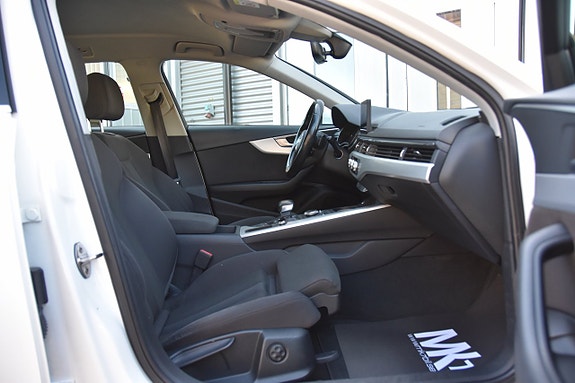 Audi A4 10 of 18