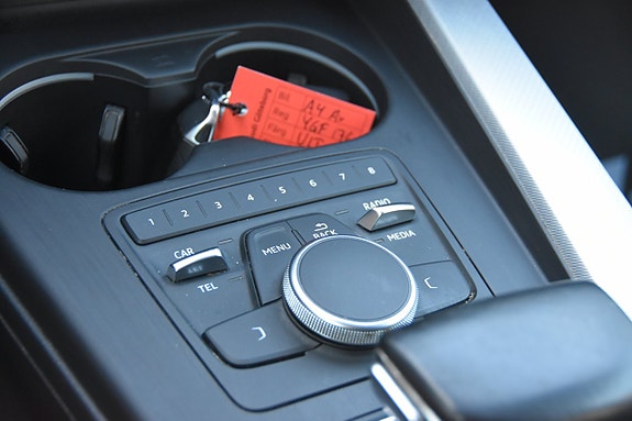 Audi A4 17 of 18