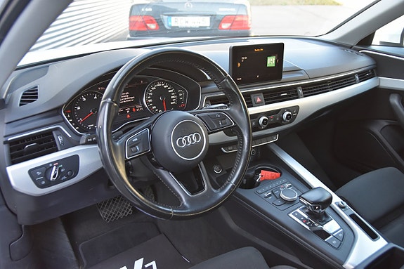 Audi A4 13 of 18