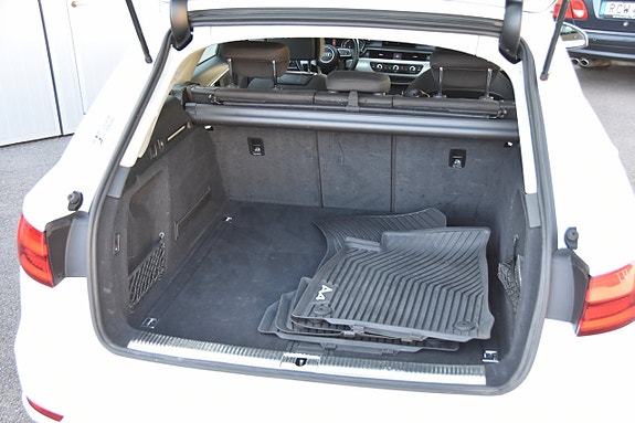 Audi A4 12 of 18