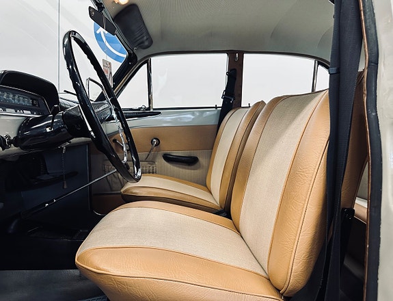 Volvo Amazon 9 of 14